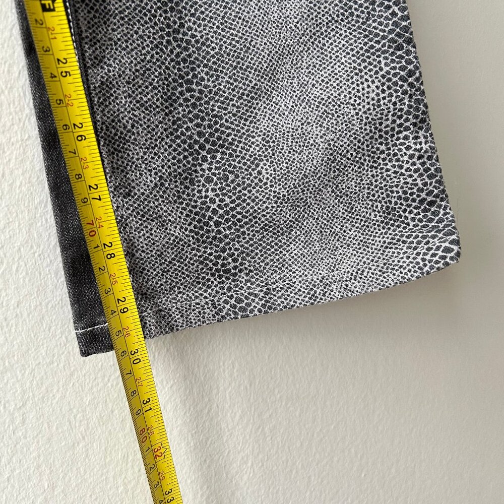 Vintage Guess USA Snake Print Coated Straight Jeans Women 24 - Picture 9 of 9